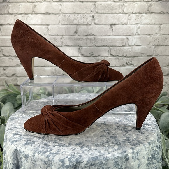 Worthington Cher Brown Suede Pleated-Knot Pointed Toe 3” Heels WMS 7.5M🤎NWOT🤎 - Picture 5 of 9
